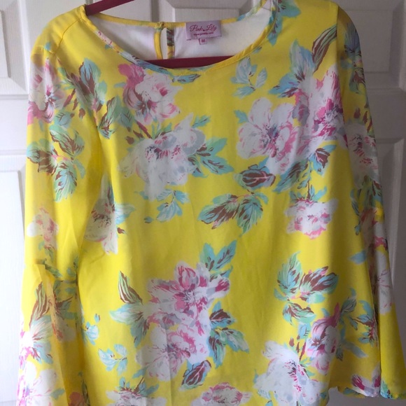 Spring blouse - Picture 2 of 4